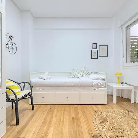 Апартаменти Iturribide Hogar Moderno Junto Al Metro Більбао