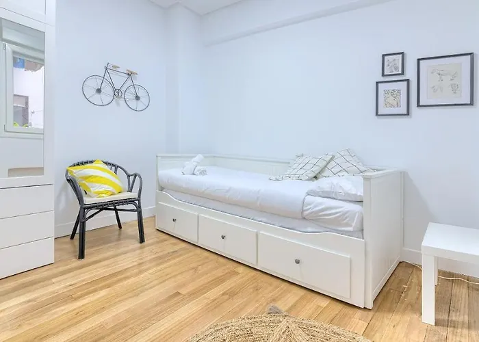 Iturribide Hogar Moderno Junto Al Metro *