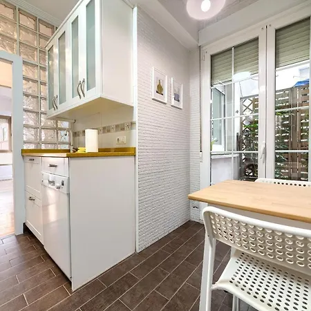 Iturribide Hogar Moderno Junto Al Metro Lejlighed Bilbao
